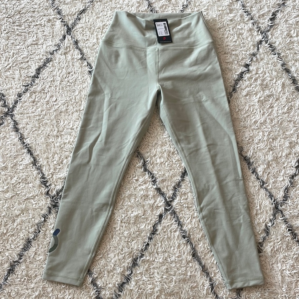 Peloton Cadence Legging (Sage)